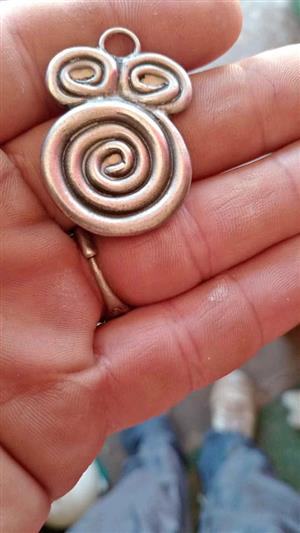 Vintage  triskele (tous teddy)