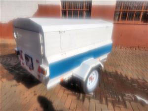 Luggage trailer