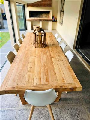 Solid oregon pine Table - 12 seater