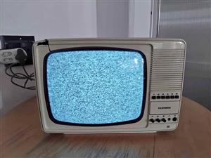 Telefunken vintage TV - Voetstoets