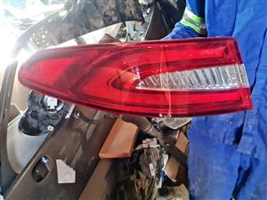 JAGUAR XF FACELIFT OUTER TAILIGHTS