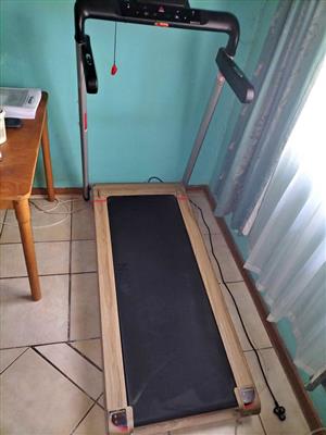 Reebok Fitness i-Run 4.0 Treadmill
