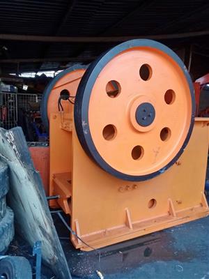 PE 600 x 900 Jaw Crusher