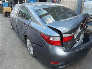 LEXUS ES250 STRIPPING FOR PARTS / SPARES