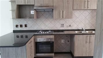 Modern 2 Bedroom Apartment Hatfield