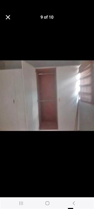  Spacious Bachelor Apartment To Let – Jackal Street, Kensington, Johannesburg