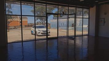 Prime 100m² Retail / Showroom | Amalinda Main Road | R16 500 per month