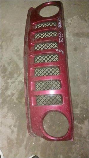 Jeep Patrio 2007 Grill for sale