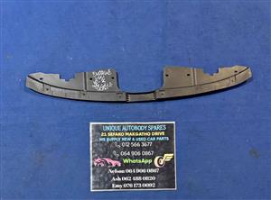 Range Rover Evoque Radiator Grill Upper Cover