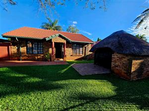 House For Sale in Theresapark & Ext