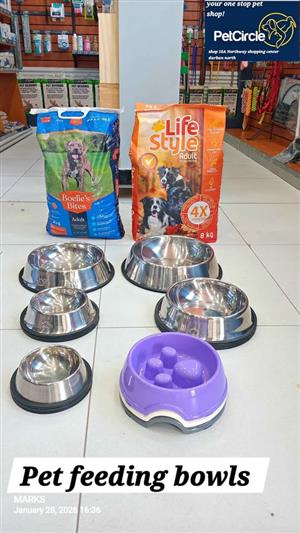 Pet feeding bowls