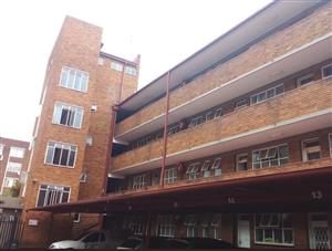 Flat to share in Sunnyside 