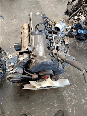 TOYOTA HILUX 2L ENGINES FOR SALE