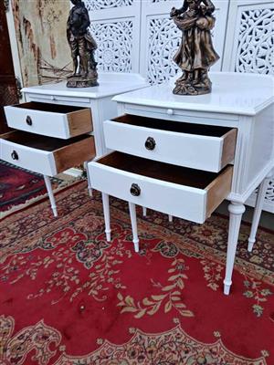 Elegant White Vintage Nightstand( PRICE Per Pedestal)