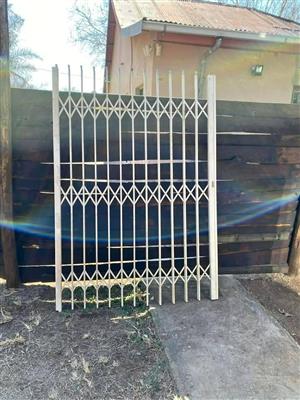 Used Trellis Gates