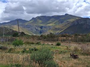 Plot for Sale in Botriver fabulous mountain views