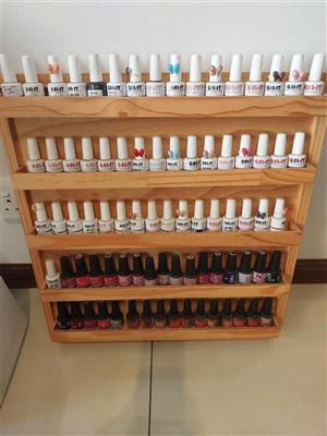 Gel nails