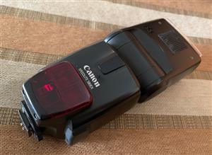 Canon Speedlight 580EX Flash For Sale.