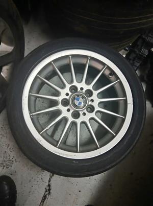 Bmw style 32 rim and tyre 17"