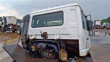 Nissan UD 95/100 cab available