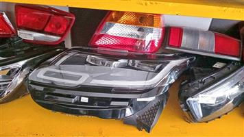 RANGE ROVER VELAR HEADLIGHT