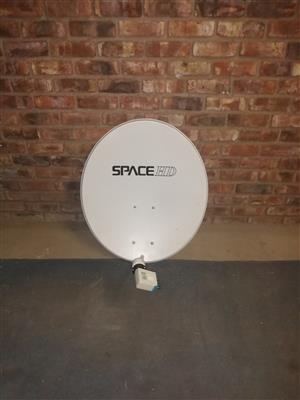 Space HD 85cm satellite dish with DSTV SMART LNB