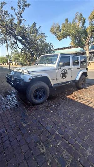 Jeep Wrangler 2.8 JK spare parts.  New and used options available.