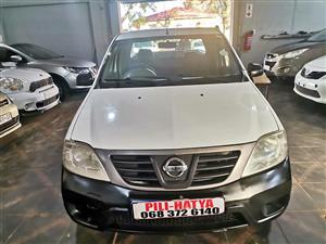 2013 NISSAN NP200 1.6 MANUAL