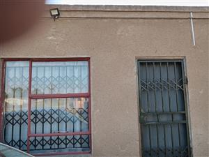 Room for rent at Ramogodi, next to Garankuwa 