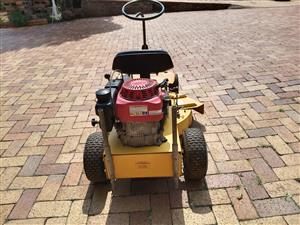 Ride on grass cutting machine and jumping Jet 