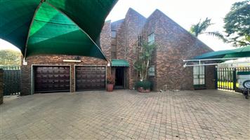5 Bedroom House for Sale in Bendor