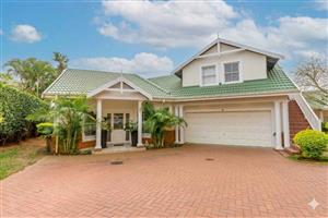 Townhouse For Sale in Mount Edgecombe