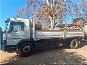 Mercedes Benz Atego crane truck with bucket for sale