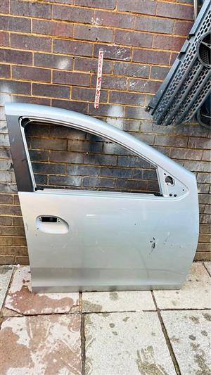 Renault Duster Door