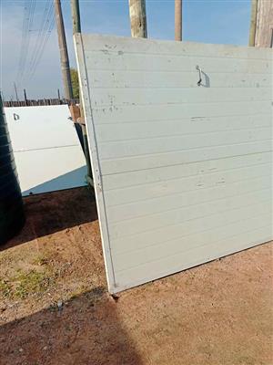 Insulation single garage doors