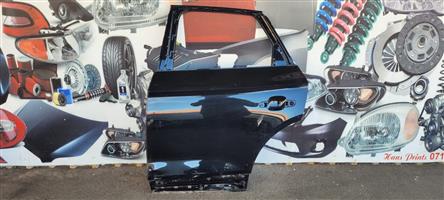 2021 AUDI Q5 LEFT REAR DOOR SHELL FOR SALE.