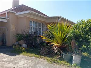 Spacious Family Home with Flatlet – Prime Location Near Top Schools & Hospital