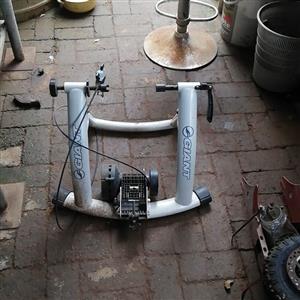 giant cyclotron bike trainer 