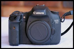 Canon EOS 7D - Body Only