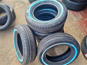 Toyota Avanza Brand new tyres  185/70/14 white wall