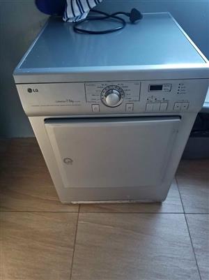 LG dryer 7.5kg