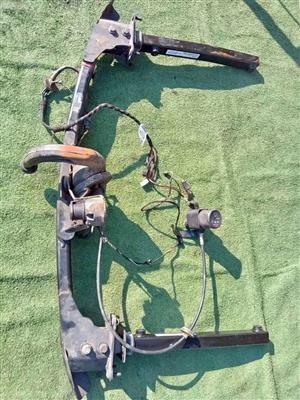 MERCEDES BENZ TOW BAR W204 AVAILABLE FOR SALE