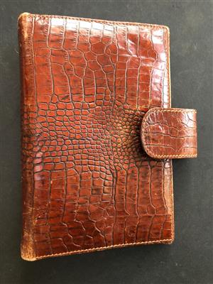 Stylish Leather bound A5 Filofax organiser / diary