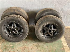 Rim and tyres 245/65/R16