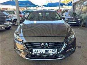 2018 MAZDA 3 1.5 SKYACTIVE  Transmission: Manual  Mileage:  Fueltype: Petrol  Grey
