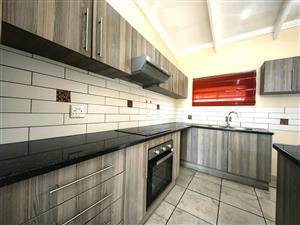 Stylishly Renovated Townhouse!