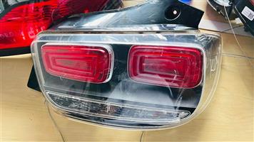Mahindra KUV 100 taillight 2017/22