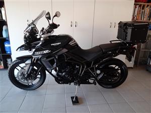 Triumph Tiger 800 XRX