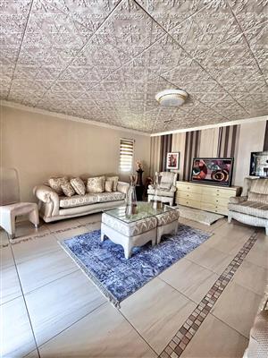 Stunning 4-Bedroom Home in a Secure Gated Estate – Noordwyk, Midrand