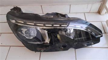 Peugeot gt 3008 headlight